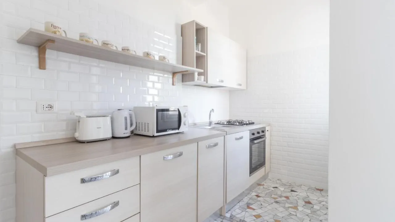 Italianway - Ripa Ticinese 103 Apartment Milan